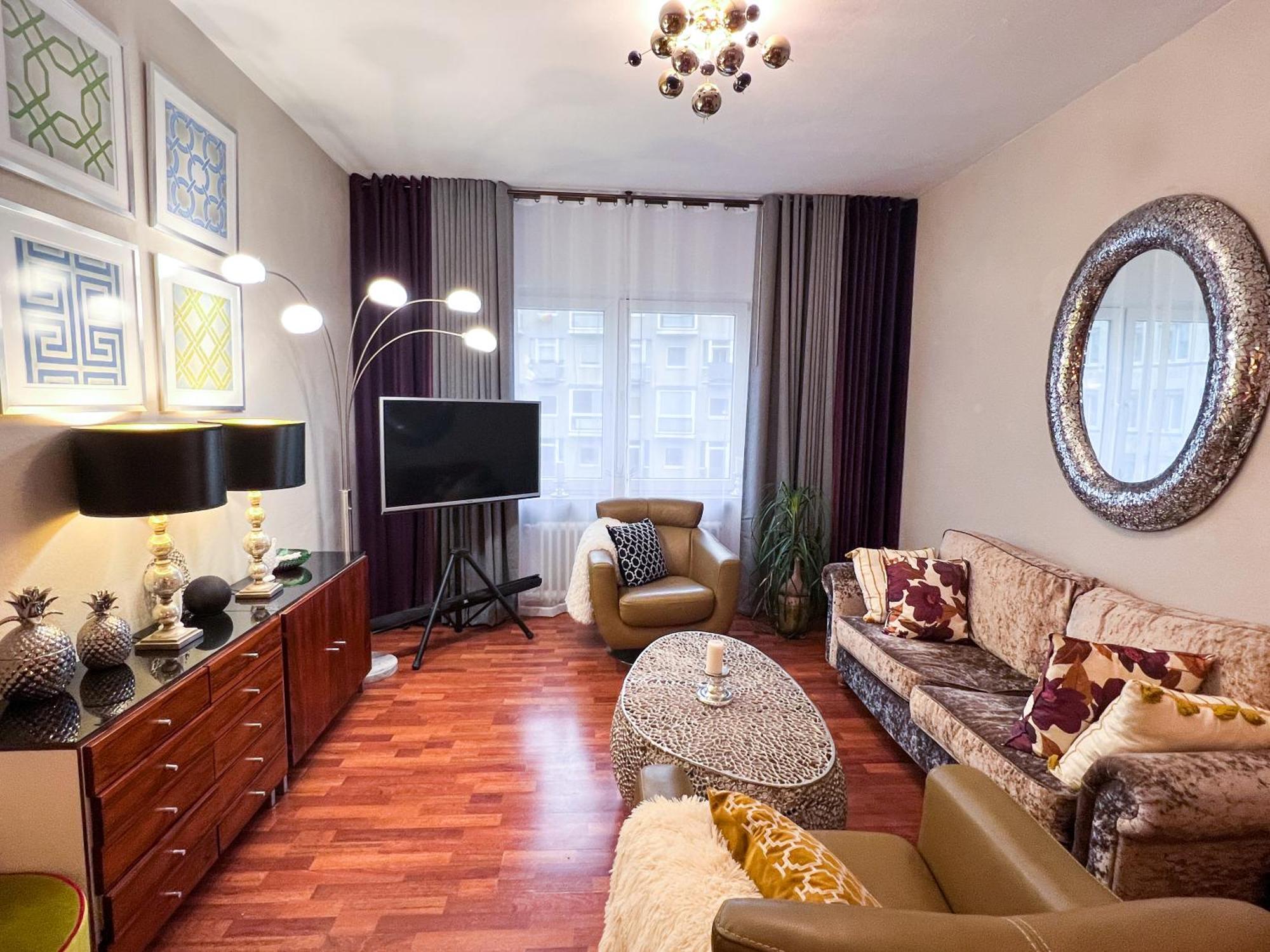 Big, Central And Charming Apartment On Schaafenstrasse Colonia Exterior foto